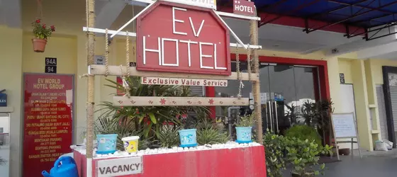 EV World Hotel Enstek | Negeri Sembilan - Labu