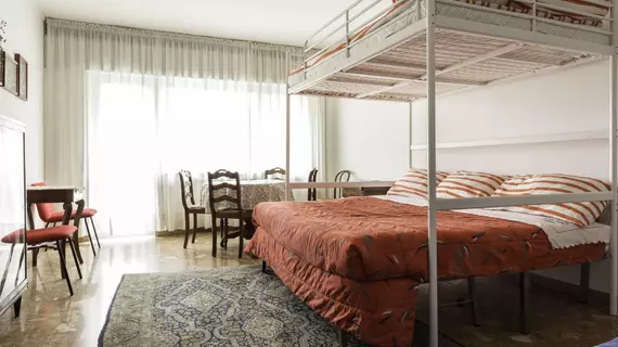 Apartment Piave Venice | Venedik (ve civarı) - Mestre