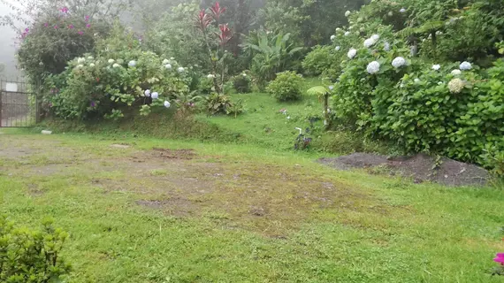 Posada de Montana Monserrat | Alajuela (ili) - San Jose (ve civarı) - San Jose