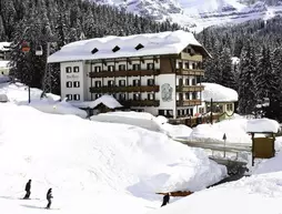 Hotel Bertelli | Trentino-Alto Adige - Trento İli - Madonna di Campiglio