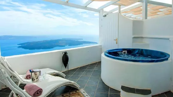 Aeolos Studios & Suites | Ege Adaları - Santorini