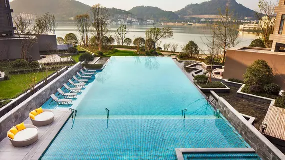 Hilton Ningbo Dongqian Lake Resort | Zhejiang - Ningbo - Yinzhou