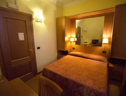 Hotel Lella | Lazio - Roma (ve civarı) - Roma Kent Merkezi - Rione XVIII Castro Pretorio