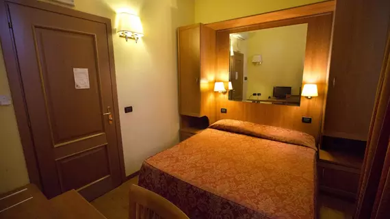 Hotel Lella | Lazio - Roma (ve civarı) - Roma Kent Merkezi - Rione XVIII Castro Pretorio