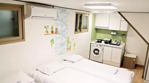 Myeongdong Guesthouse ZZ | Gyeonggi - Seul (ve civarı) - Seul - Myeongdong