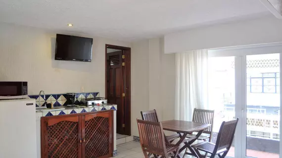 Hotel Rio Malecon | Nayarit - Bahía de Banderas - Puerto Vallarta (ve civarı) - Puerto Vallarta - Gringo Gulch - Puerto Vallarta Şehir Merkezi