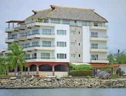 Marina Banderas Suites Hotel | Nayarit - Bahía de Banderas - Puerto Vallarta (ve civarı) - Nuevo Vallarta