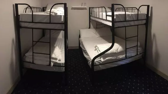 Rooms at Carbonis | Victoria - Ballarat - Ballarat East