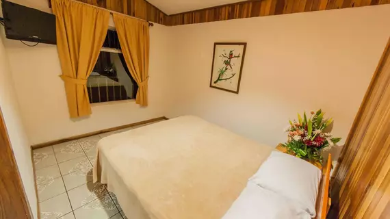 Cabinas Eddy B&B | Puntarenas (ili) - Monteverde