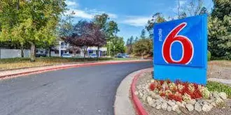 Motel 6 Santa Rosa North