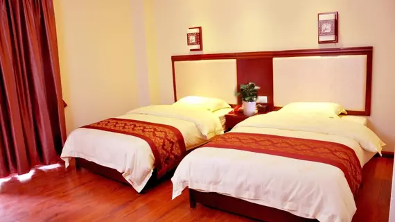 Hechi Bamalongjun House Hotel | Guangksi - Hechi