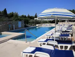 Tourist Resort Velaris | Split-Dalmaçya - Supetar