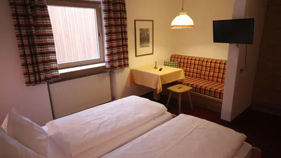 Hotel Greif | Trentino-Alto Adige - Güney Tirol (il) - Malles Venosta