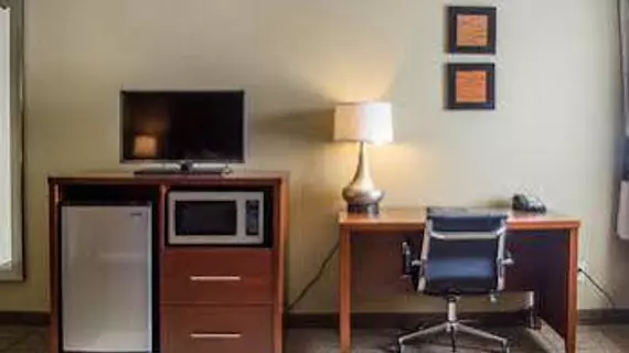 Kensington Inn & Suites | Ohio - Cleveland (ve civarı) - Mayfield Heights