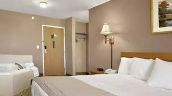 Baymont Inn & Suites Jacksonville | İllinois - Springfield (ve civarı) - Jacksonville - South Jacksonville