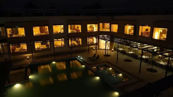 The Gold Beach Resort | Daman ve Diu - Daman