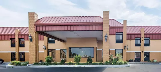 Cardinal Inn & Suites | Indiana - Muncie (ve civarı) - Muncie