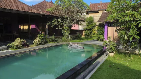 Rona Accommodation | Bali - Ubud - Peliatan