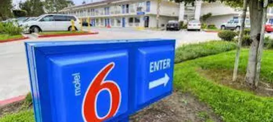 Motel 6 Temecula - Rancho California | Kaliforniya - Riverside County - Temecula (ve civarı) - Temecula