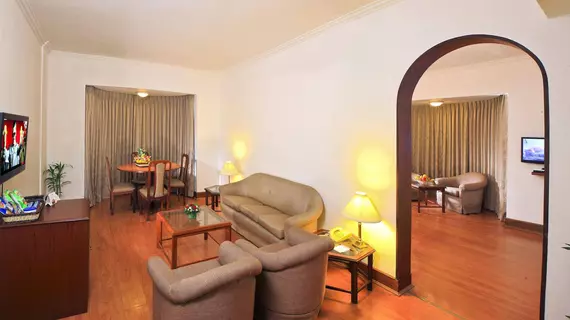 Hotel Abad Plaza | Kerala - Ernakulam Bölgesi - Koşin (ve civarı) - Koçi