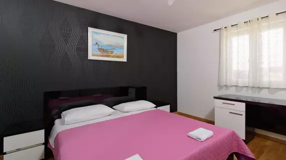 Avema Apartments | Split-Dalmaçya - Supetar