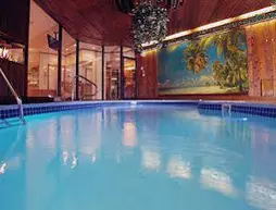 Sybaris Pool Suites Mequon | Wisconsin - Milwaukee (ve civarı) - Mequon