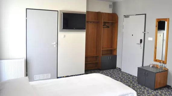 ibis Styles Warszawa West | Mazovya Voyvodalığı - Ozarow Mazowiecki - Mory