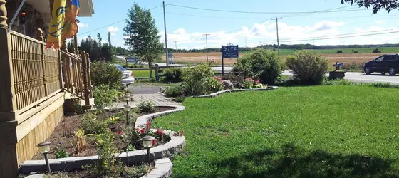 Gite de la Maison Canadienne | Quebec - Rimouski (ve civarı) - Sainte-Luce - Luceville