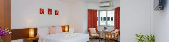 Karon Sunshine Guesthouse & Bar | Phuket (ve civarı) - Thalang