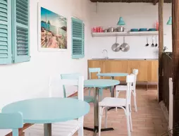 NWT Hostel Ibiza | Balearic Adaları - İbiza Adası - Sant Antoni de Portmany