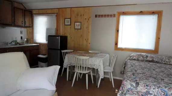 Edgewater Resorts - Edgewater Cottages | Ontario - Barrie - Orillia (ve civarı) - Wasaga Plajı