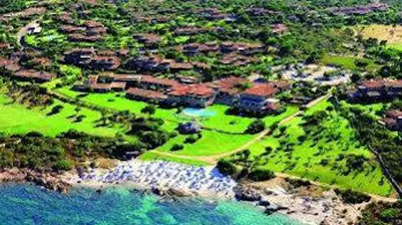 Due Lune Resort Golf & Spa | Sardinya - Sassari - San Teodoro