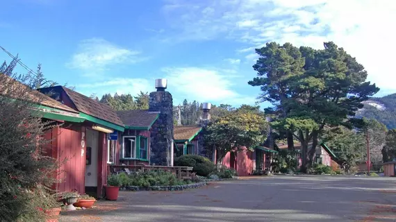 Ireland's Rustic Lodges | Oregon - Oregon Coast - Gold Beach