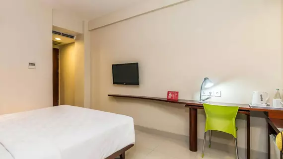 ZEN Rooms Tuban Airport | Bali - Kuta - Raya Kuta