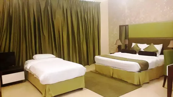 Al Waleed Palace Hotel Apartments-Al Barsha | Dubai - Dubai