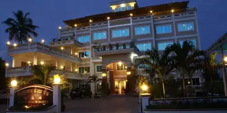 White Beach Hotel