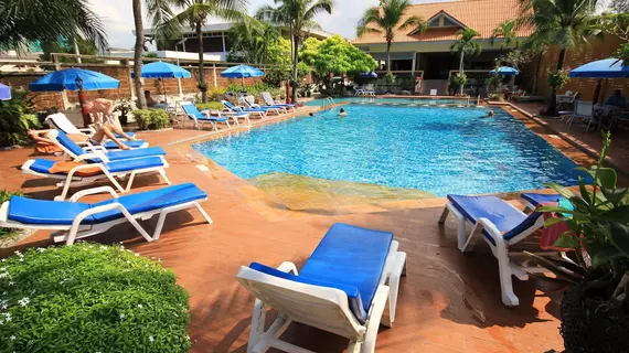 Twin Palms Resort | Chonburi (vilayet) - Pattaya (ve civarı) - Pattaya - Pattaya Körfezi