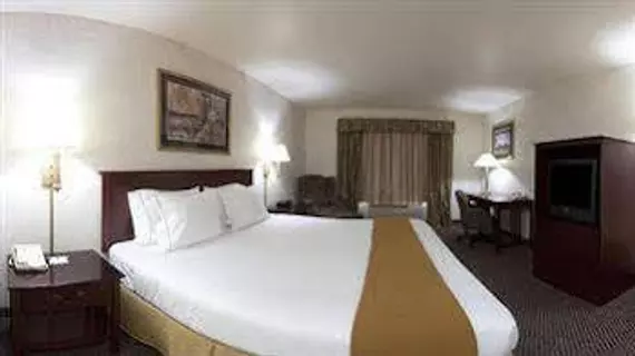 Holiday Inn Express Hotel & Suites Fort Atkinson | Wisconsin - Fort Atkinson (ve civarı) - Fort Atkinson