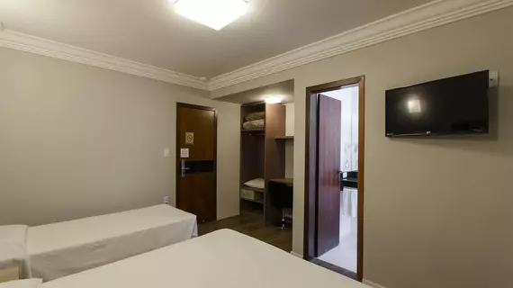 Hotel Melo | South Region - Santa Catarina (eyaleti) - Itajai (ve civarı) - Balneario Camboriu