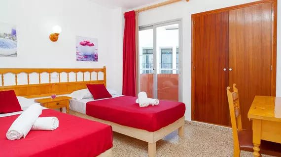 Apartamentos Puet | Balearic Adaları - İbiza Adası - Sant Antoni de Portmany