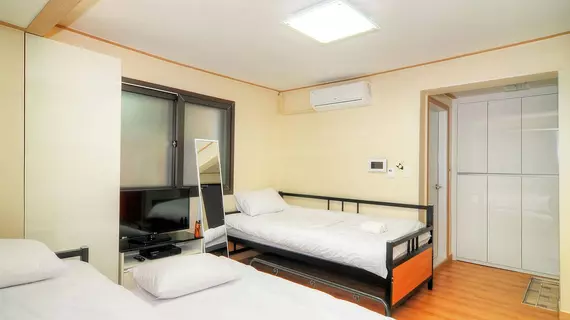 Hostel KW Sinsa | Gyeonggi - Seul (ve civarı) - Seul