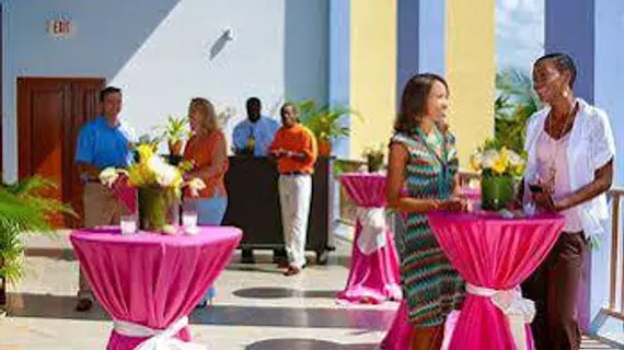 Pelican Bay Hotel | Batı Grand Bahama - Freeport (ve civarı) - Freeport