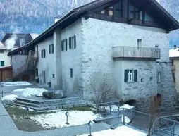 Palazzo Lodron Bertelli | Trentino-Alto Adige - Trento İli - Caderzone Terme