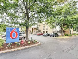 Motel 6 Madison North | Wisconsin - Madison (ve civarı) - Madison