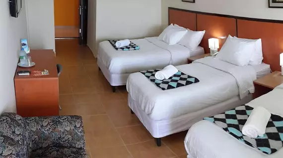 Express Inn Coronado & Camping | Panama (ili) - Las Lajas (Panama)