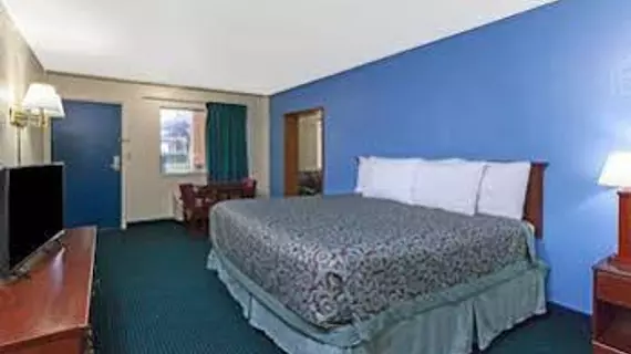 Days Inn - Oklahoma City Fairgrounds | Oklahoma - Oklahoma City (ve civarı) - Oklahoma