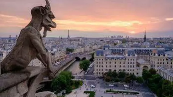 Etoile Trocadero | Ile-de-France - Paris - Chaillot