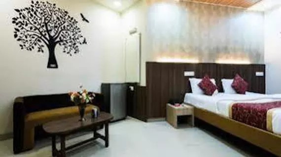 OYO Rooms Panvel Near Civil Court | Maharaştra - Raigad - Bombay (ve civarı) - Navi Bombay