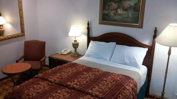 Economy Inn Paso Robles | Kaliforniya - San Luis Obispo (ve civarı) - Paso Robles