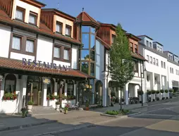 Hotel & Restaurant Goldener Pflug | Baden-Wuerttemberg - Rems-Murr-Kreis - Stuttgart (ve civarı) - Ludwigsburg - Pflugfelden